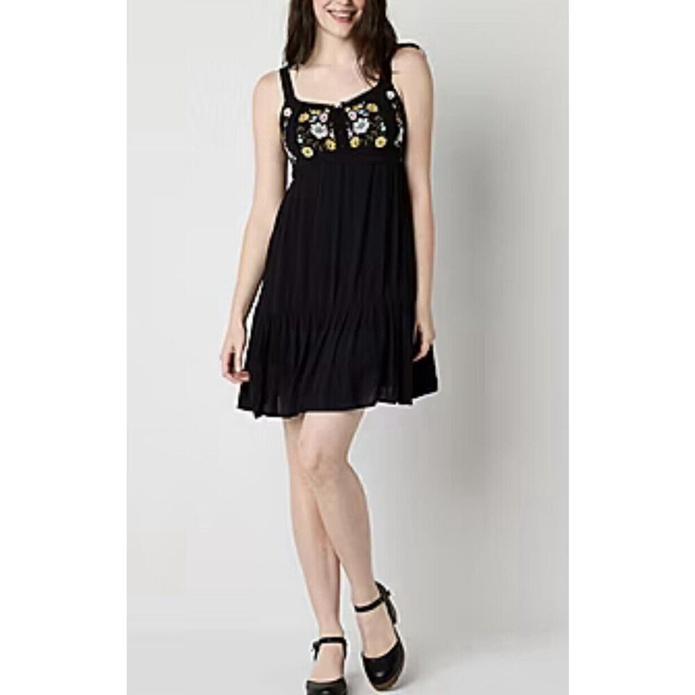 Arizona Jean Co Dress Size XXL Black Floral Embroidered Boho Peasant Babydoll